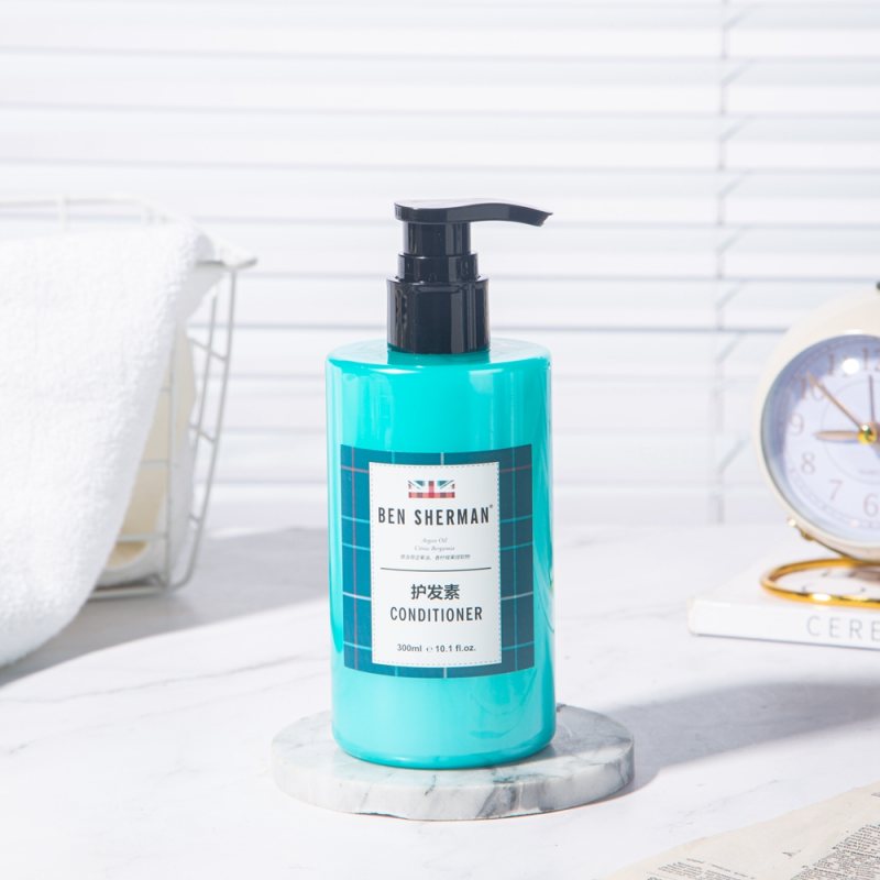 one bottle of BEN SHERMAN hotel conditioner displayed.