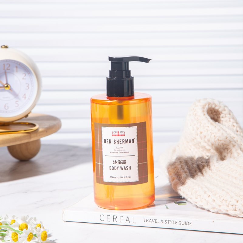 one bottle of BEN SHERMAN hotel shower gel displayed.