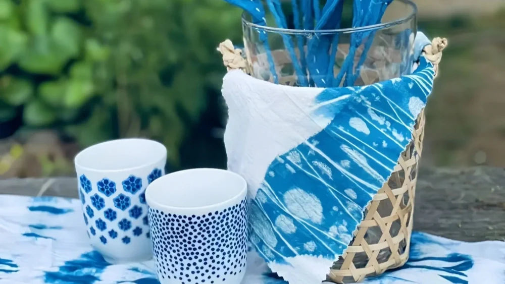 The Various Ways Florists Use Dyes on Roses