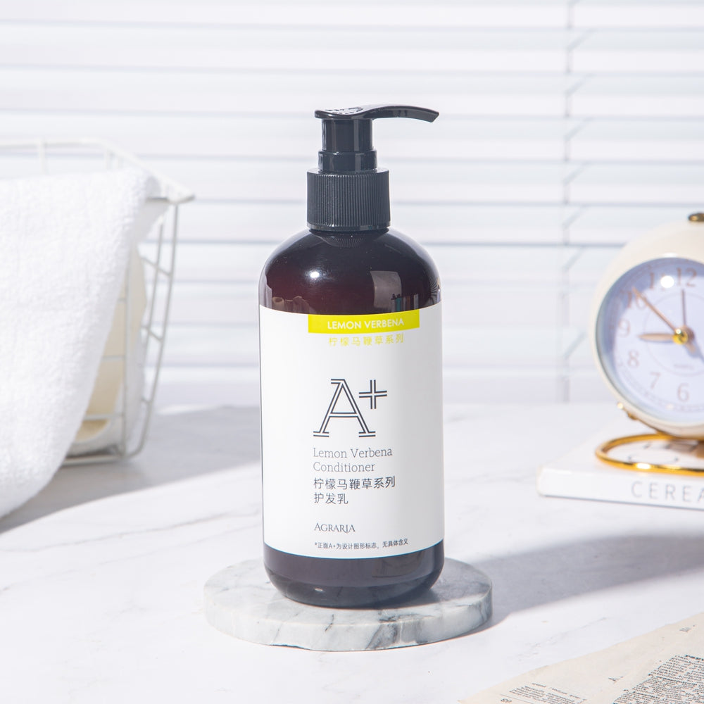 one bottle of AGRARIA hotel conditionerdisplayed on the tray.