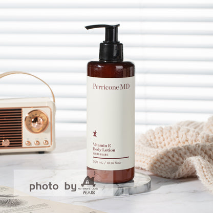 Perricone MD Shampooing &amp; revitalisant &amp; gel douche  &amp; lotion pour le corps 300 ml