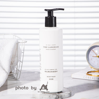 THE LANGHAM Shampoing &amp; revitalisant &amp; gel douche 290ML